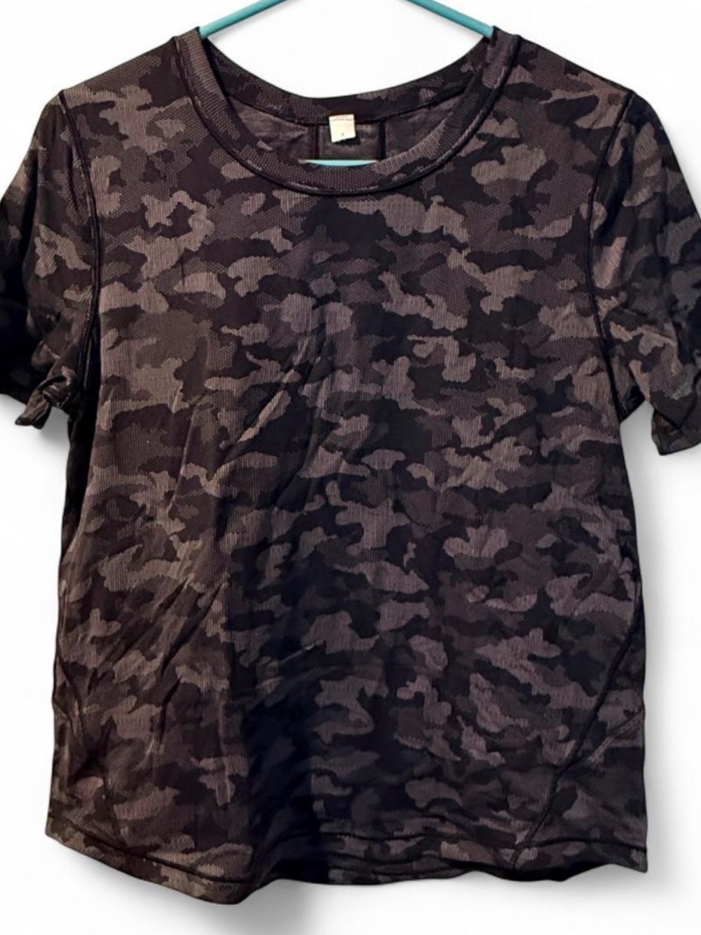 Lululemon Black Camo Short Sleeve Athletic Top Size 6